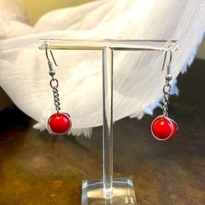 ❤️ red earrings ❤️